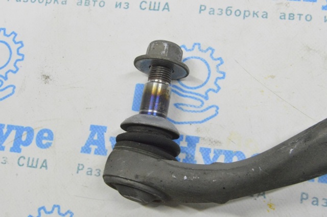 Правий важіль передній нижній підвіски 31106893550 BMW