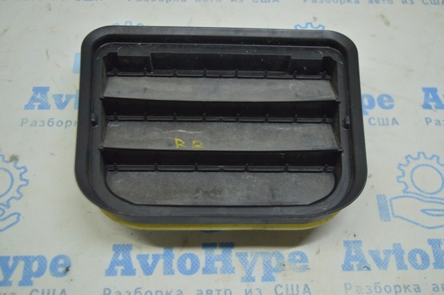 Люк заднього крила 31369380 VOLVO