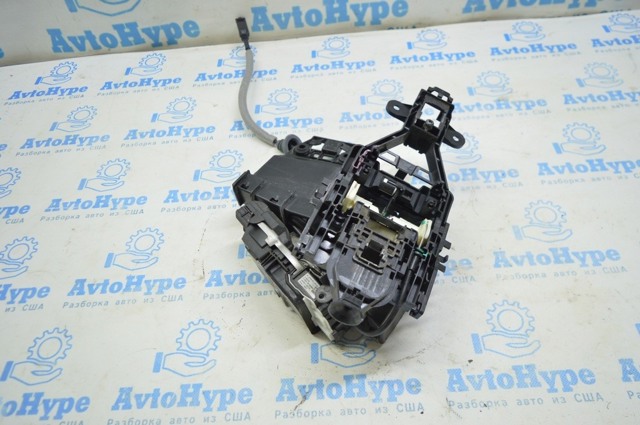 Тримач зовнішньої ручки дверей, передньої правої 31378254 VOLVO
