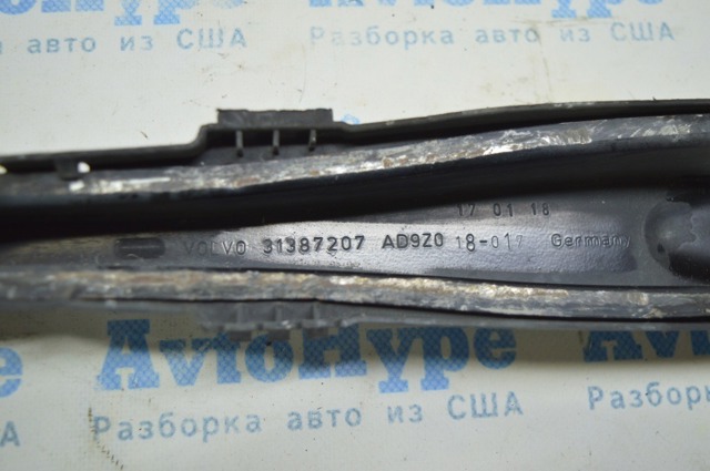 Важіль задньої підвіски поперечний 31387207 VOLVO