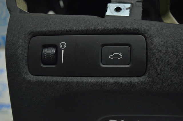 Перемикач світла фар, на "торпедо" 31443873 VOLVO