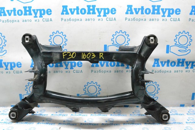 Балка задньої підвіски, підрамник 33316851656 BMW