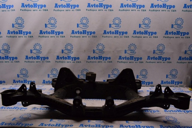 Підрамник задній 33316857983 BMW