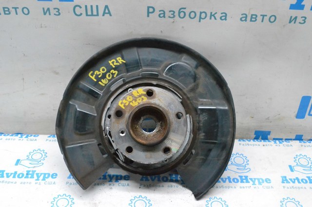 Цапфа поворотного кулака 33326792522 BMW
