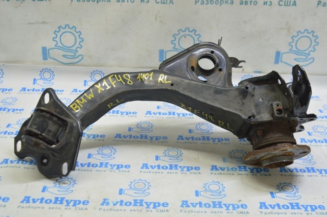 Кронштейн передній заднього поздовжнього важеля 33326851581 BMW