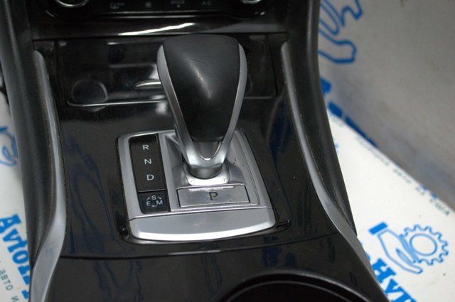 Привід управління механізмом перемикання передач 349015DF0B NISSAN