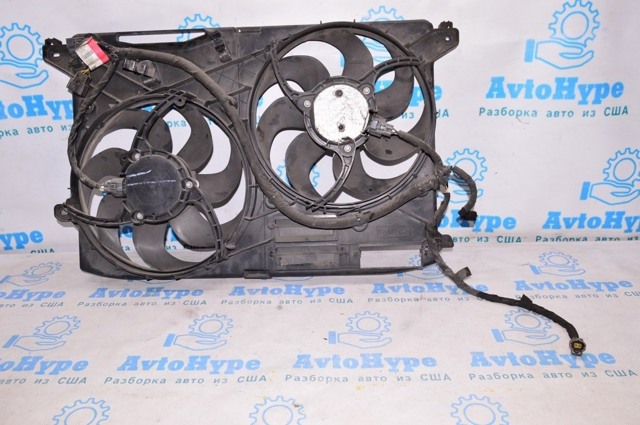 Привід правий 391005DC0C NISSAN
