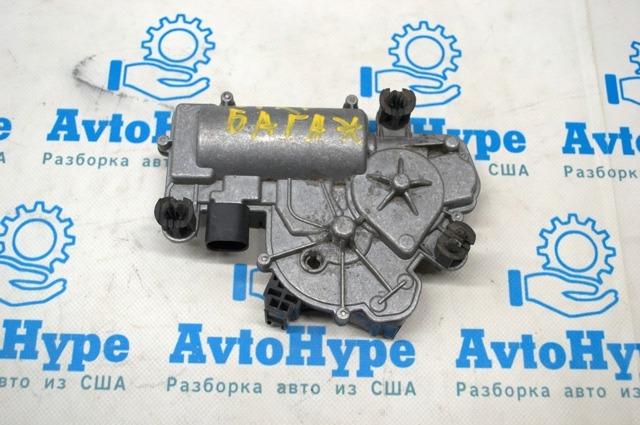 Мотор-привід відкр/закр. замка багажника/двері 3/5-ї 3V5827887B VAG