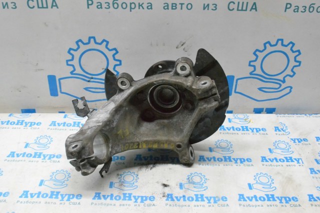 Цапфа передня ліва 400156UA0A NISSAN