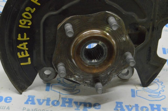 Колеса і маточини 402025SA1A NISSAN