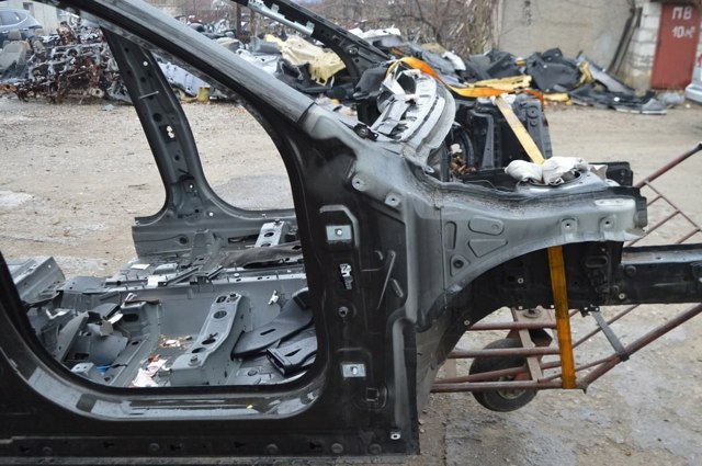 Лонжерон рами передній правий 41007427782 BMW