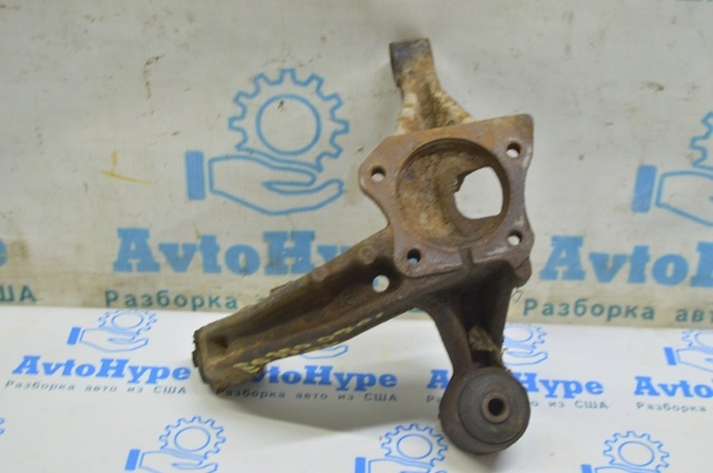 Цапфа поворотна права 4230406100 TOYOTA