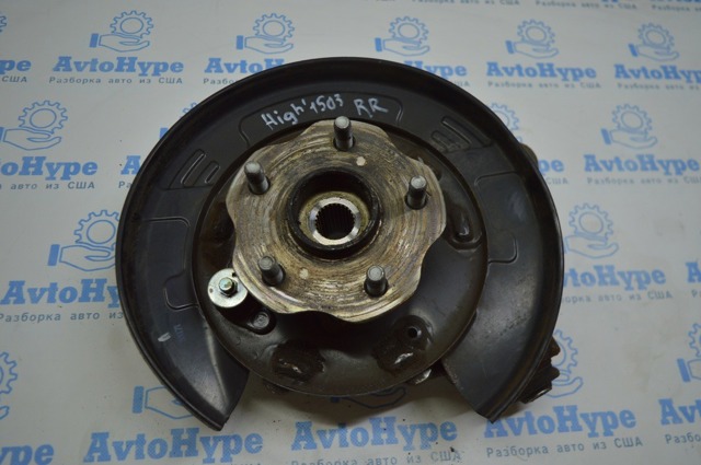 Цапфа поворотна права 423040E020 TOYOTA