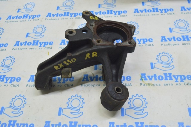 Цапфа поворотна права 4230448021 TOYOTA