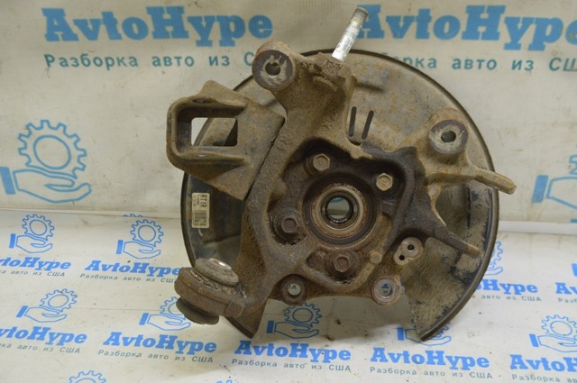 Цапфа - поворотний кулак задній, правий 4230448070 TOYOTA