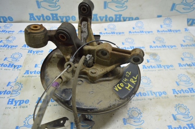 Цапфа поворотна ліва 4230506130 TOYOTA