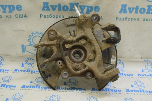 Цапфа ліва 4230548070 TOYOTA