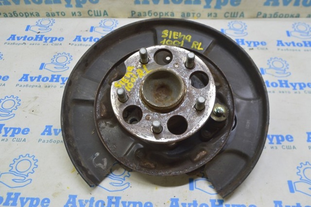 Маточина заднього колеса 4245008030 TOYOTA