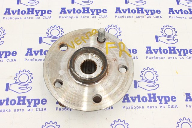 Маточина колеса передня 4355033070 TOYOTA