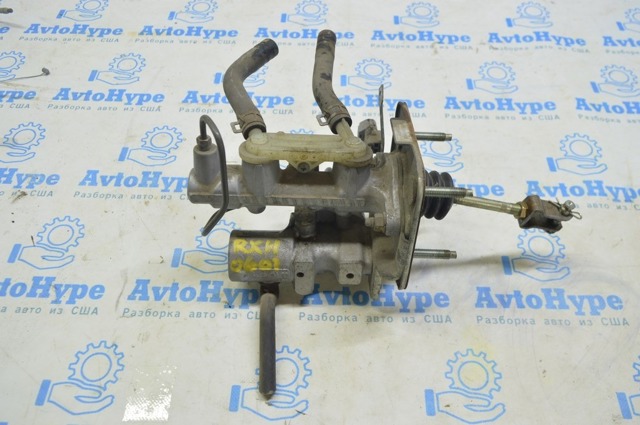 Циліндр головний гальма (Гідротормоз) 4720148190 TOYOTA