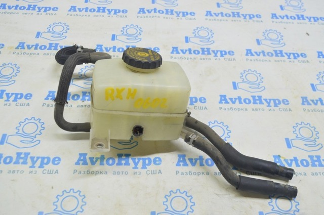 Бачок гальмівної рідини 4722048180 TOYOTA
