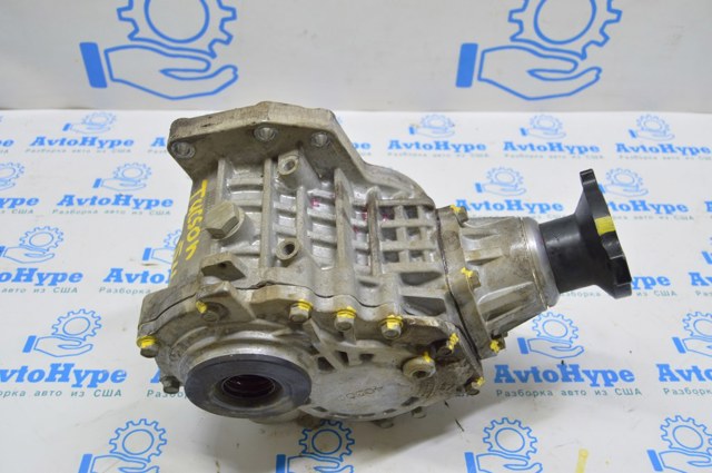 Коробка роздавальна 473003D310 HYUNDAI