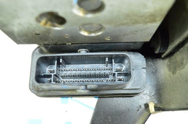 Блок керування АБС (ABS) 476605NA0D NISSAN