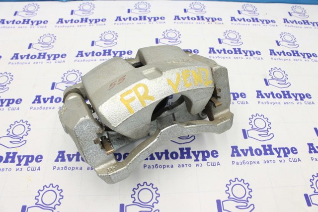 Супорт гальмівний, передній, правий 4773033381 TOYOTA