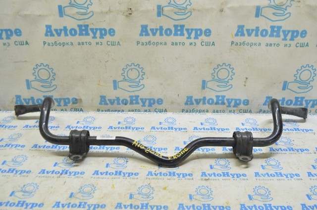 Стабілізатор передньої підвіски 488040E010 TOYOTA