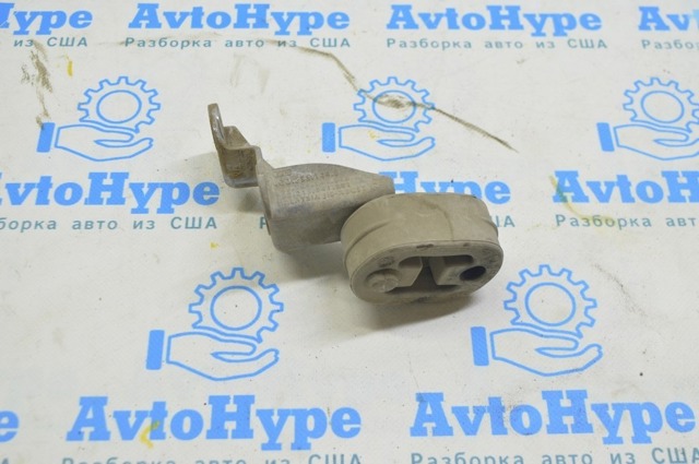 Кронштейн кріплення глушника 4G0253144B VAG
