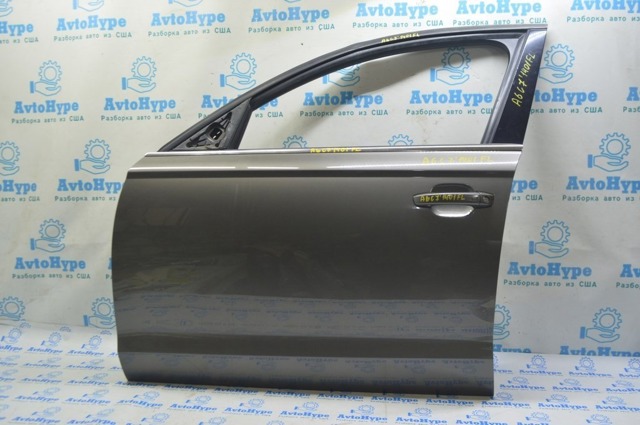 Водійські двері 4G0831051 VAG