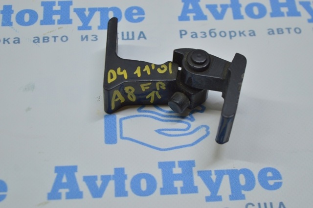 Петля передніх дверей, правою 4H0831402A VAG