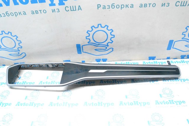 Молдинг (накладка) приладової панелі "торпедо", правий 4K1857200GV58 VAG