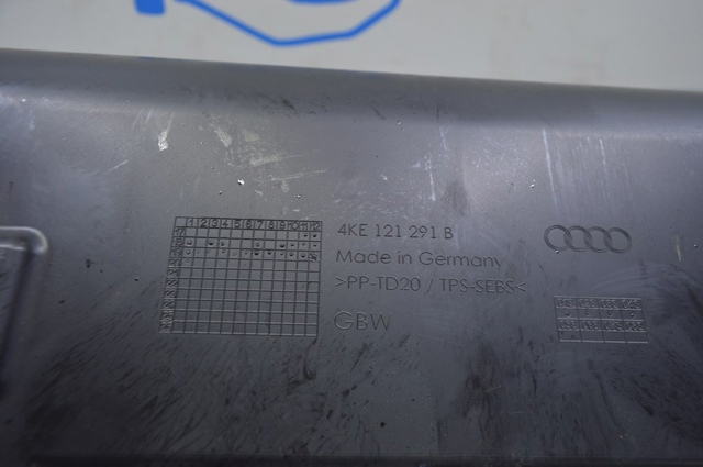 повітропровід радіатора 4KE121291B VAG