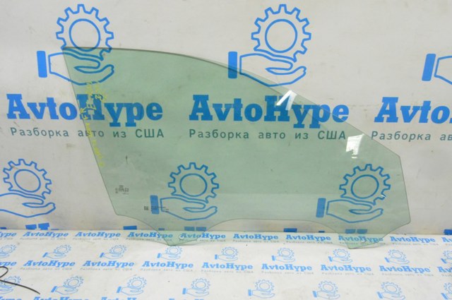 Скло пасажирських дверей 4KE845022 VAG