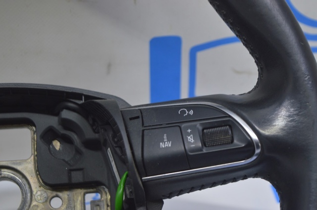Блок кнопкових перемикачів рульового колеса 4L0951523CXHA VAG