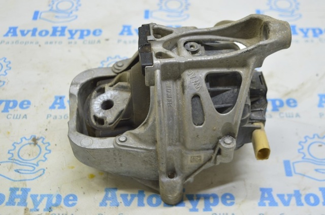 Права опора двигуна 4M0199372FF VAG