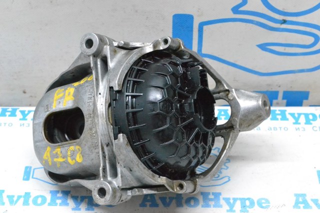 Права подушка двигуна 4M0199372GA VAG