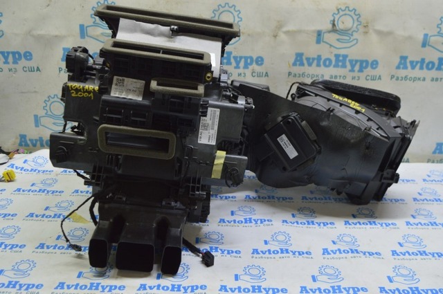 Корпус печі в зборі 4M0820356 VAG