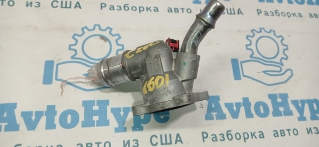 Корпус термостата 5047861AC CHRYSLER