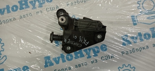 Буфер капота гумовий 5054227AA CHRYSLER