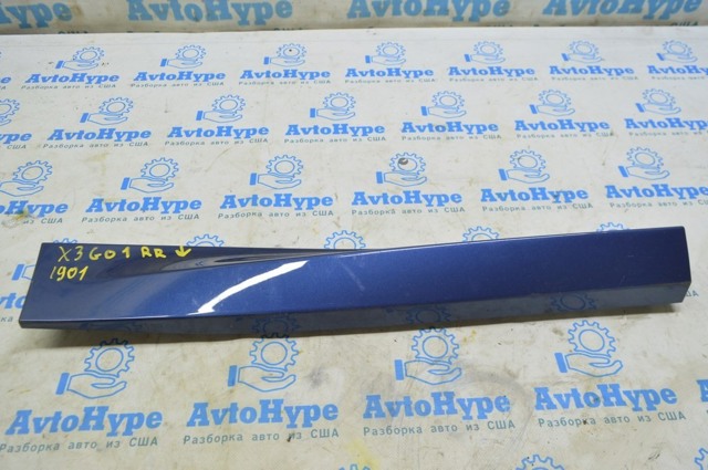 Накладка задньої правої двері, нижня 51138064802 BMW