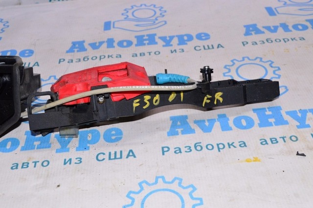Тримач зовнішньої ручки дверей, передньої правої 51217242568 BMW