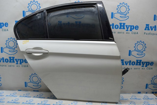 Молдинг опускного скла нижній, двері задньої, правої 51357258294 BMW