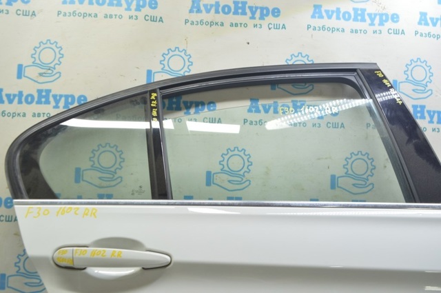 Вікно задніх дверей 51357259820 BMW