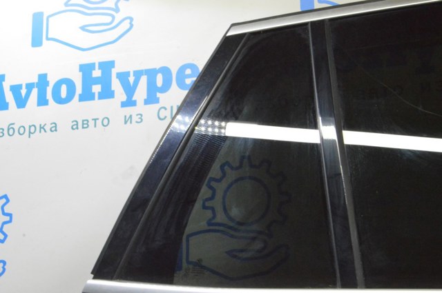 Куточок задніх правих дверей 51357444076 BMW