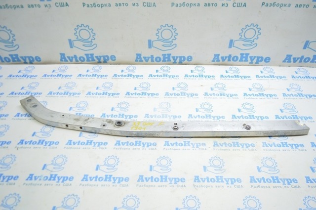 Кронштейн супорта радіатора, верхній 51647400109 BMW