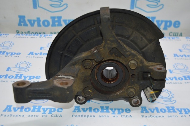 Цапфа поворотна права 51716C1000 HYUNDAI
