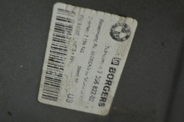 Підкрилок переднього крила, правий передній 51717260726 BMW