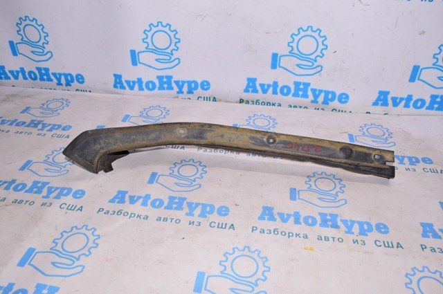 Ущільнювач крила 51767264273 BMW